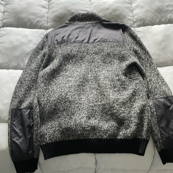 Kenneth Cole Zip Up Turtleneck - Picture 2 of 3